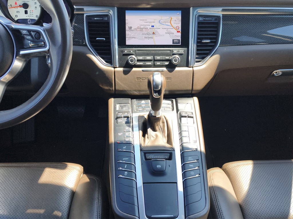PORSCHE Macan 3.0 V6 S Diesel PDK APPROVED BIS 04.2028-image-10