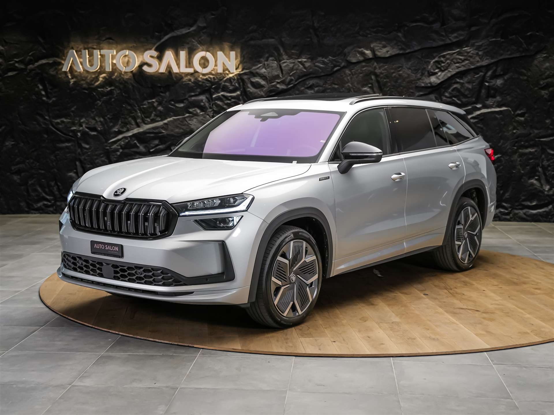 SKODA Kodiaq 2.0 TDI Sportline 4x4 *Panorama*Matrix LED*Anhängerkupplung*