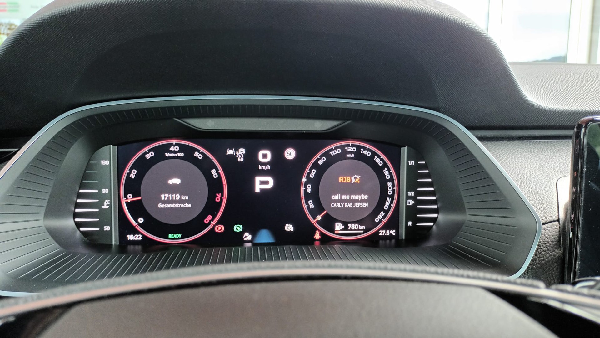 SKODA Octavia Combi 1.5 TSI mHEV DSG Sport Line-image-15