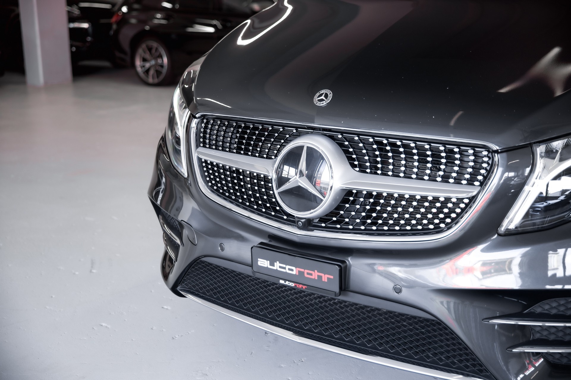 MERCEDES-BENZ V 300 d lang AMG Line Avantgarde 4Matic 9G-Tronic-image-8