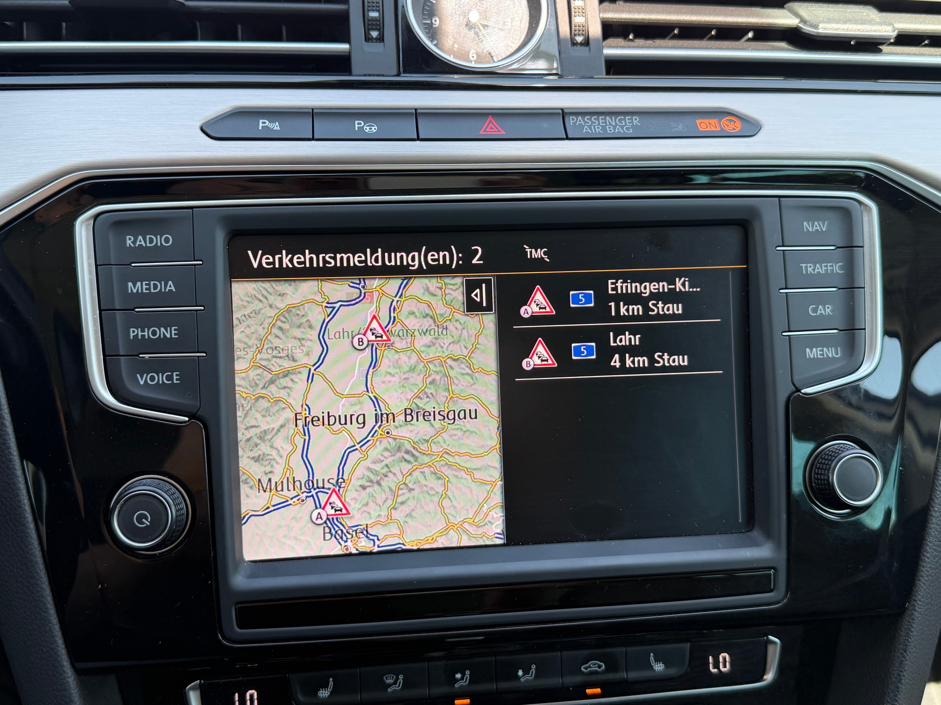 VW Passat Variant 2.0 TDI BMT Highline DSG ***MFK 03.07.2026***-image-18