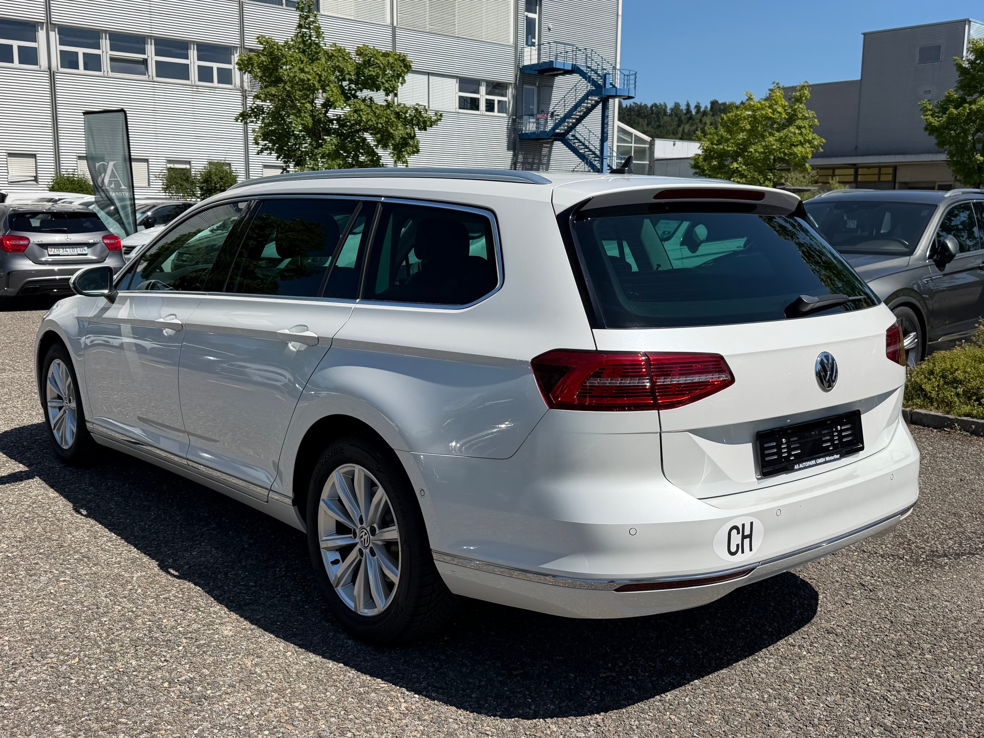 VW Passat Variant 2.0 TDI BMT Highline DSG ***MFK 03.07.2026***-image-7