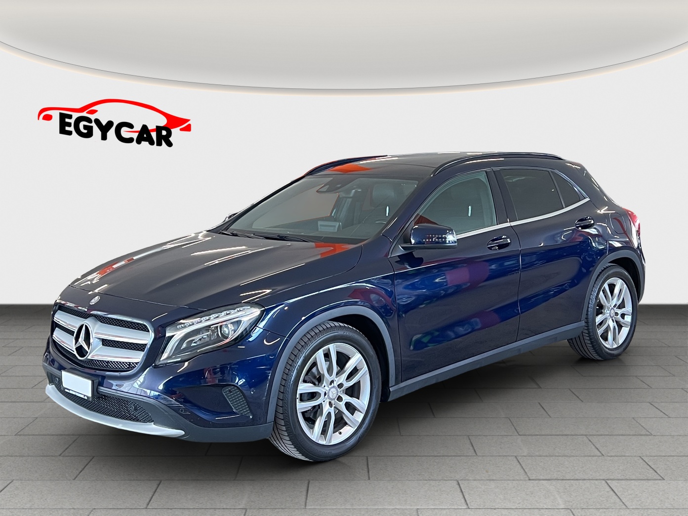 MERCEDES-BENZ GLA 200 CDI Swiss Star Edition Style 4Matic 7G-DCT-image-2