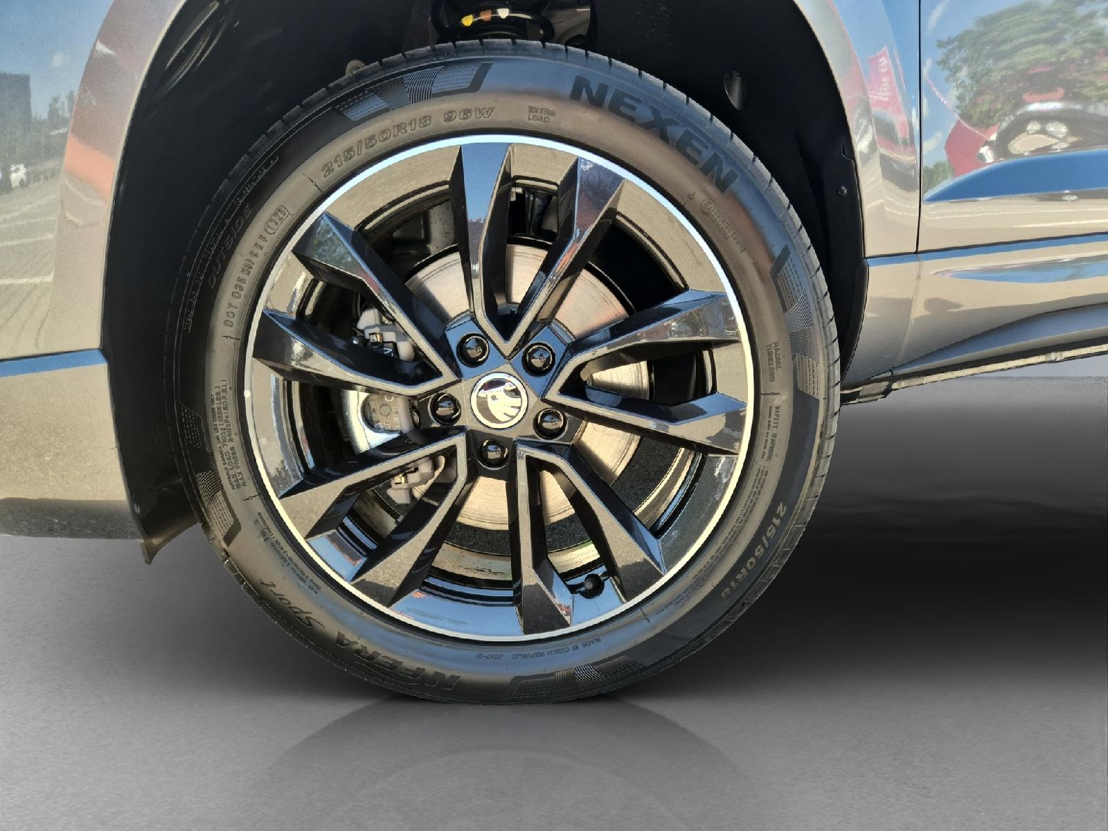 SKODA Karoq 1.5 TSI SportLine DSG *verfügbar ab 26.08.2026* 2026-image-11