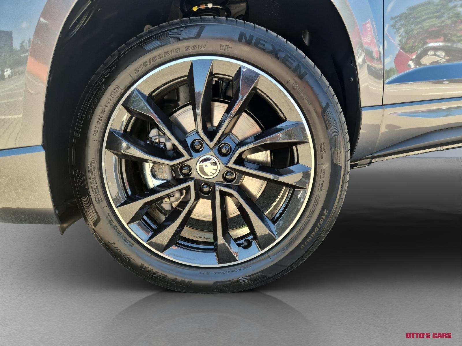 SKODA Karoq 1.5 TSI SportLine DSG *verfügbar ab 26.08.2026* 2026-image-11