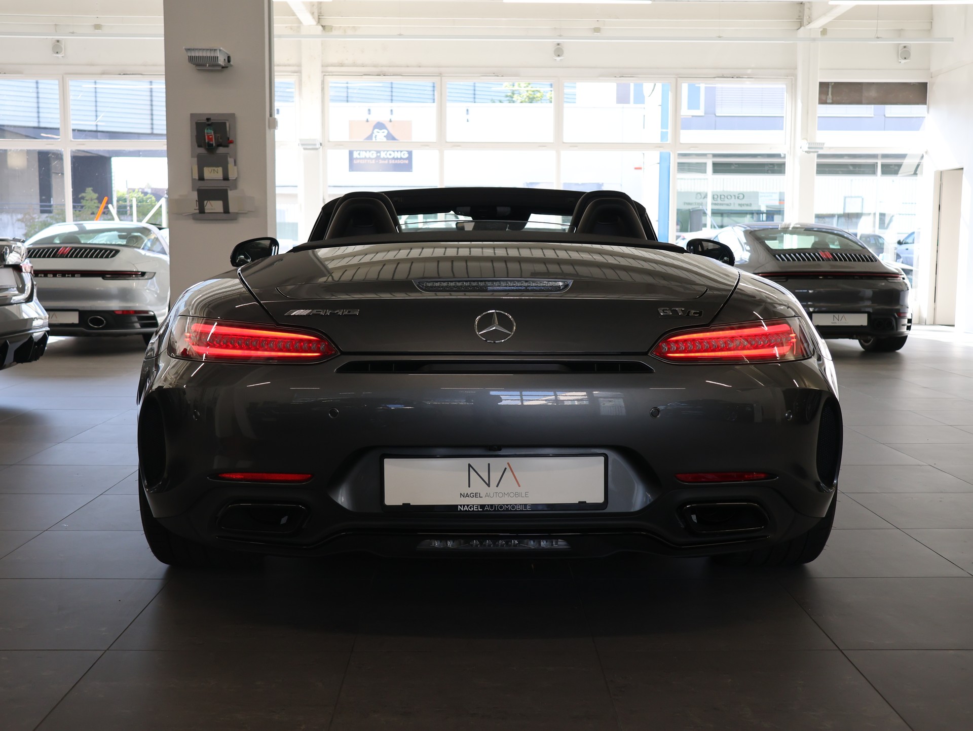MERCEDES-BENZ AMG GT C Roadster Speedshift DCT *360 Kamera* *Burmester* *Vossen Felgen*-image-4