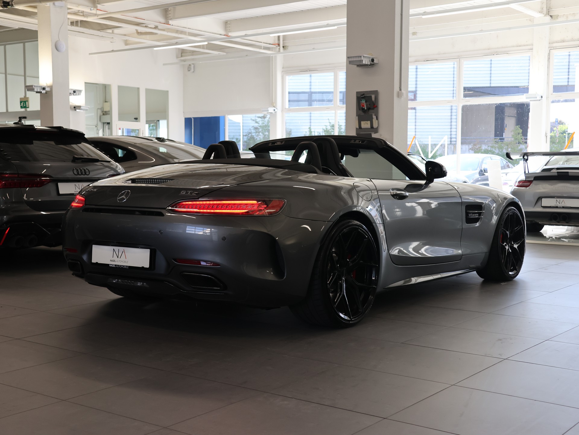 MERCEDES-BENZ AMG GT C Roadster Speedshift DCT *360 Kamera* *Burmester* *Vossen Felgen*-image-5