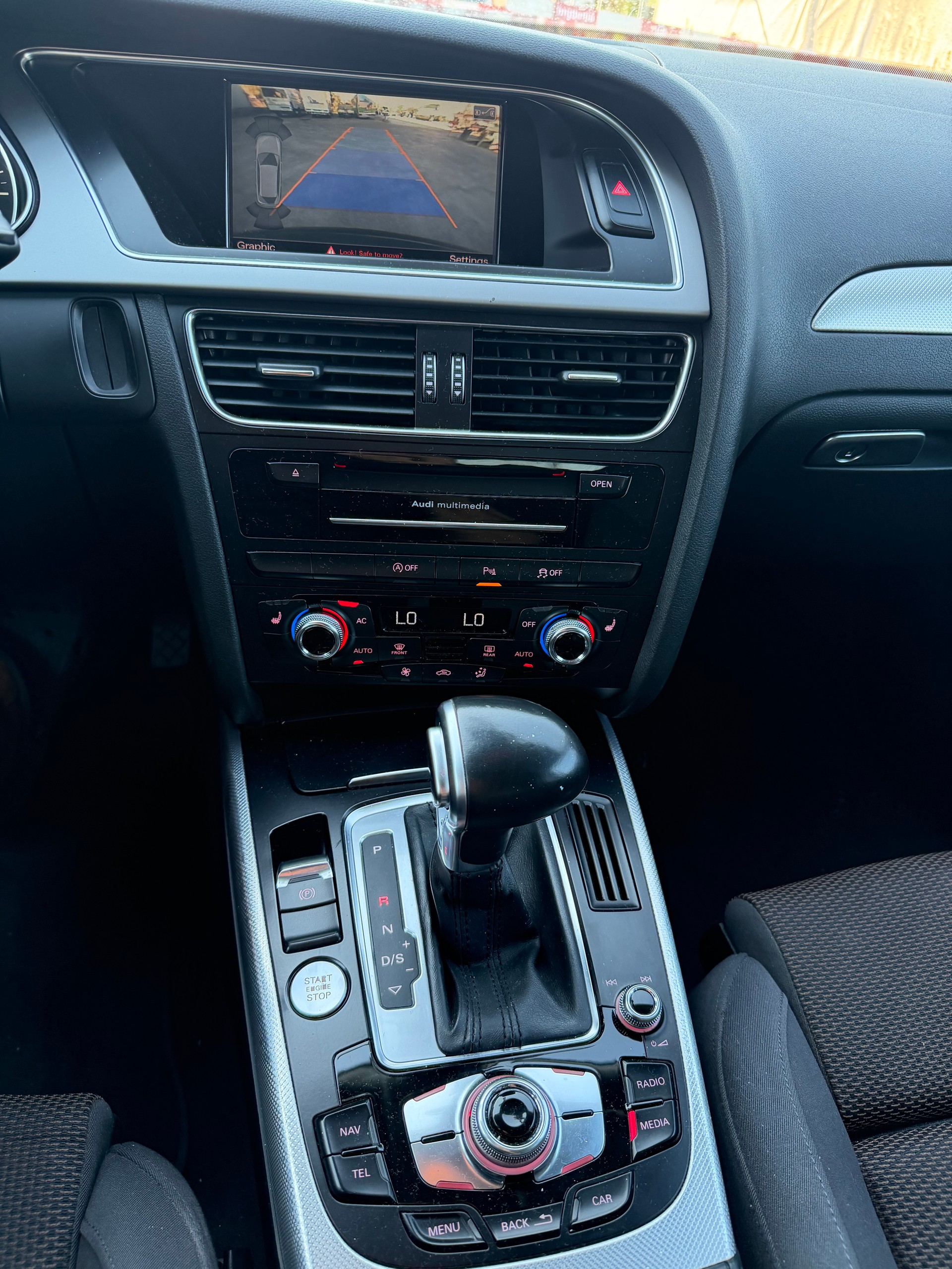 AUDI A4 allroad 3.0 TDI quattro S-tronic-image-11