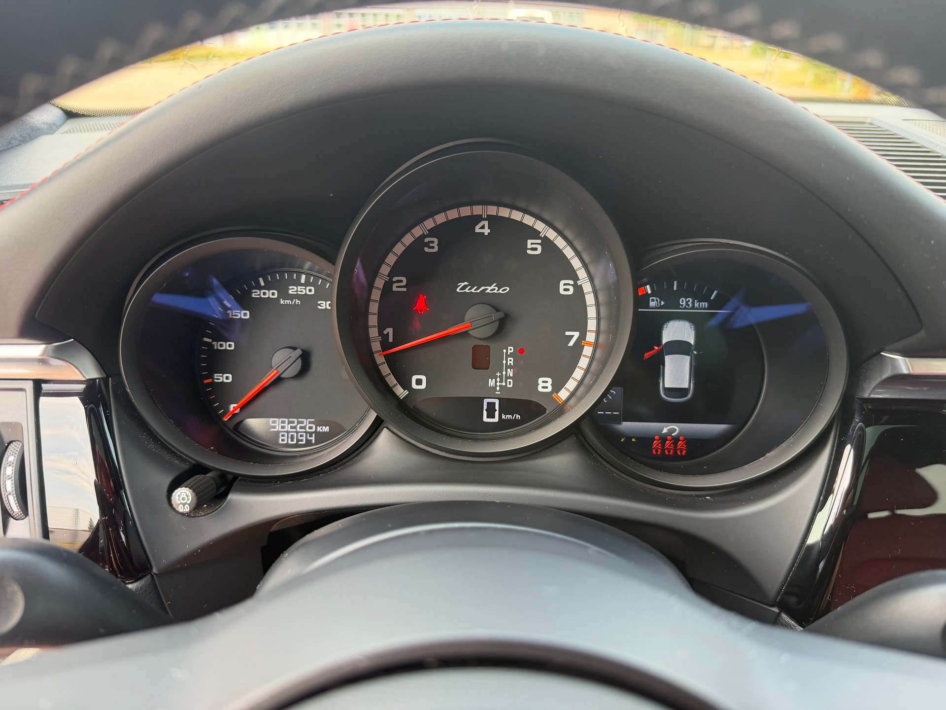 PORSCHE Macan Turbo PDK-image-7