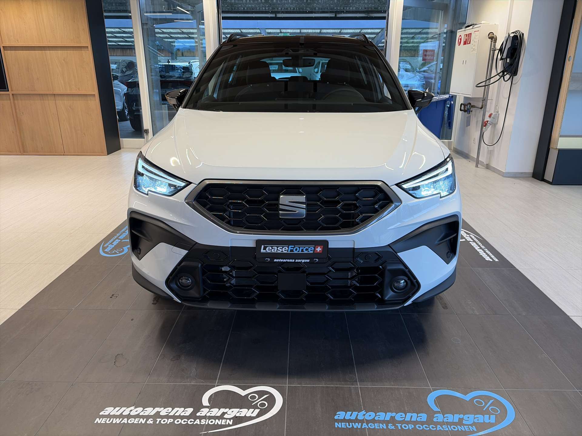SEAT Arona 1.0 TSi Eco Style DSG-Automat-image-10
