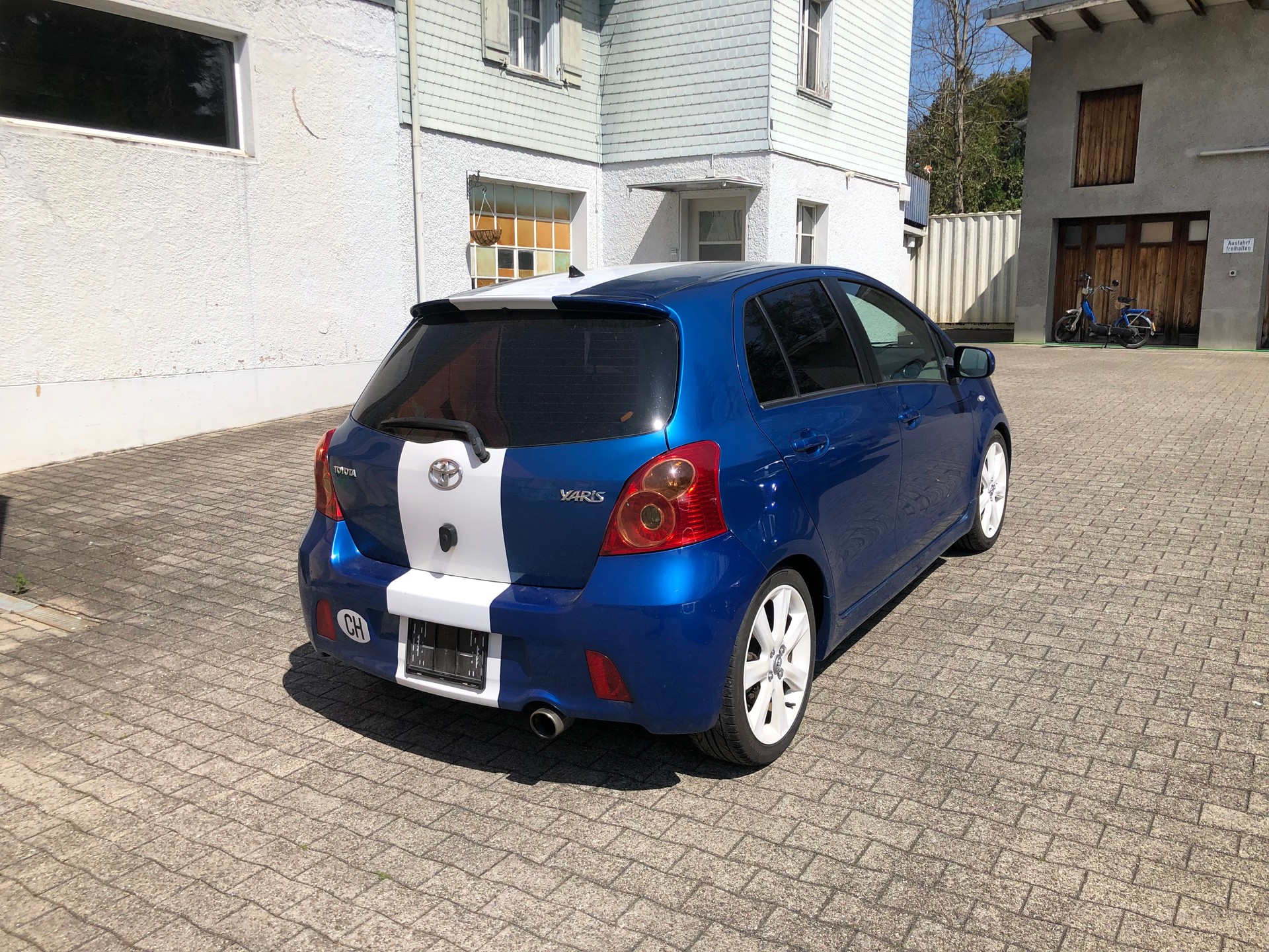 TOYOTA Yaris 1.8 TS-image-4