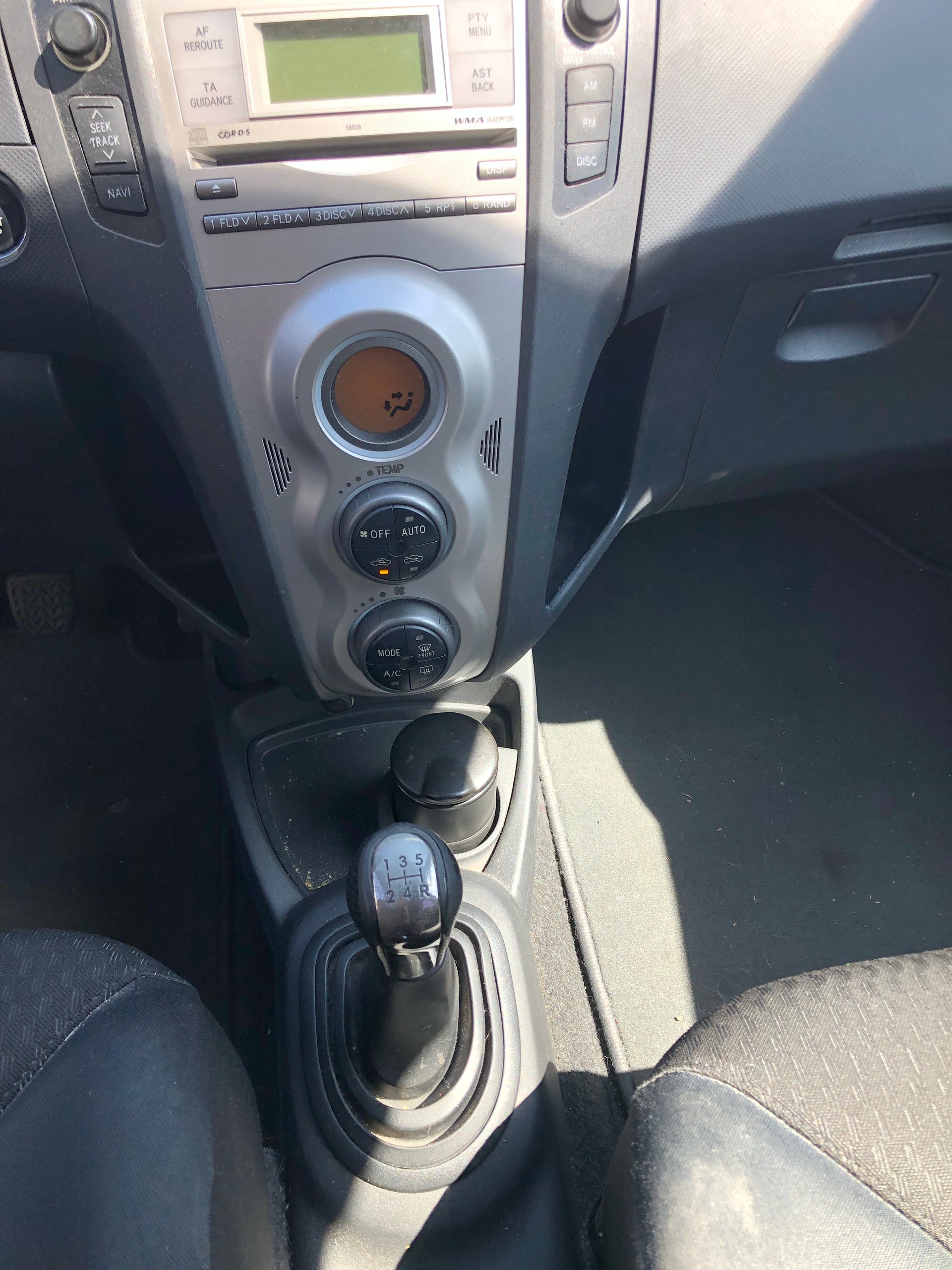 TOYOTA Yaris 1.8 TS-image-10