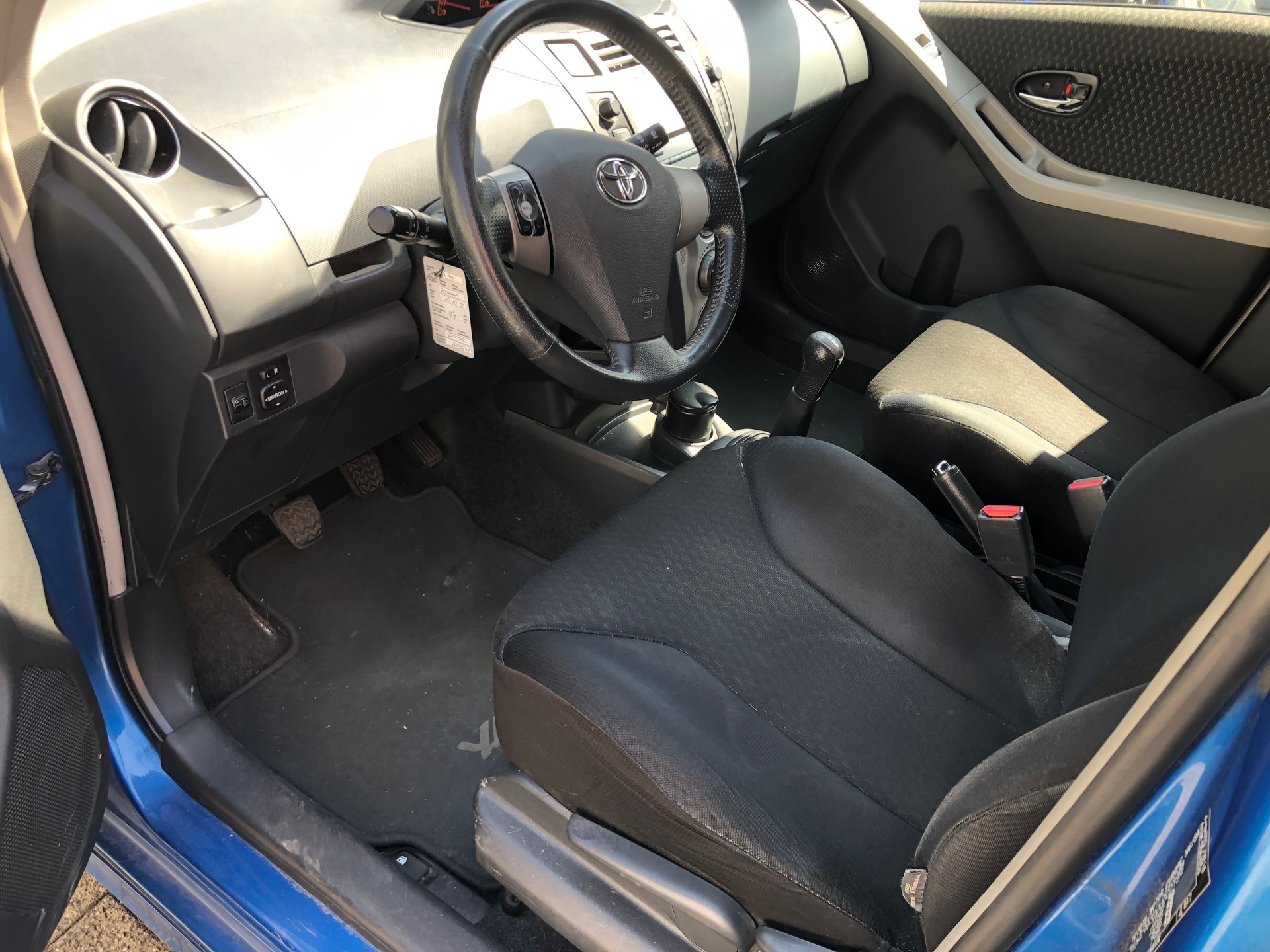 TOYOTA Yaris 1.8 TS-image-11