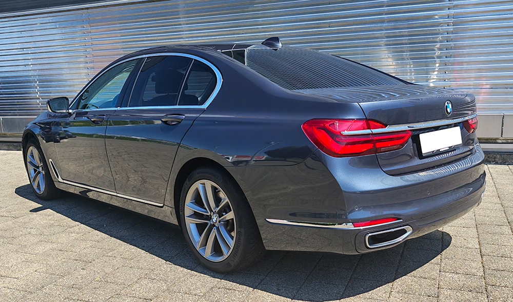 BMW 730d xDrive-image-4