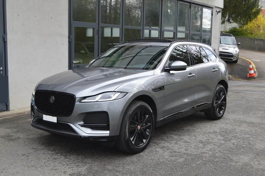 JAGUAR F-Pace 2.0 D200 R-Dynamic MHEV Black AWD I Anhängerkupplung-image-13