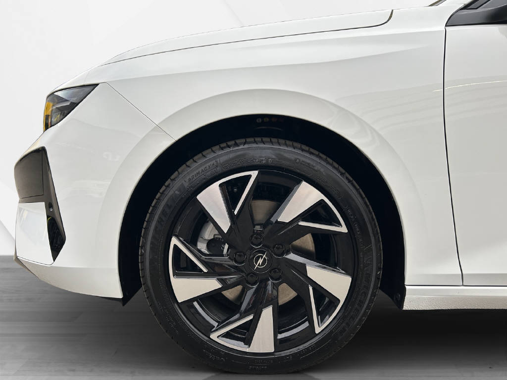 OPEL Astra 1.2 T Hybrid GS-image-9