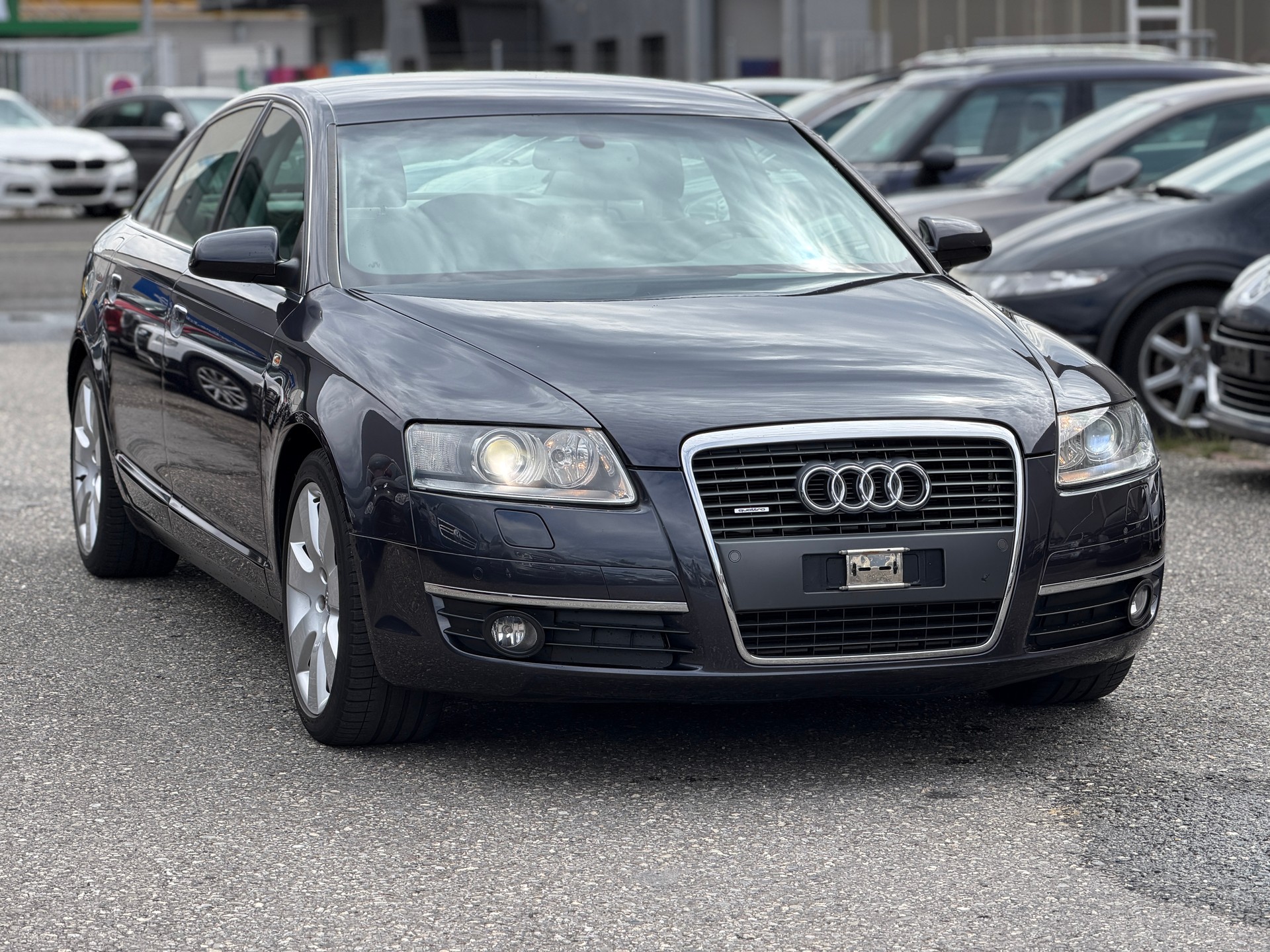 AUDI A6 Limousine 4.2 V8 quattro tiptronic-image-1