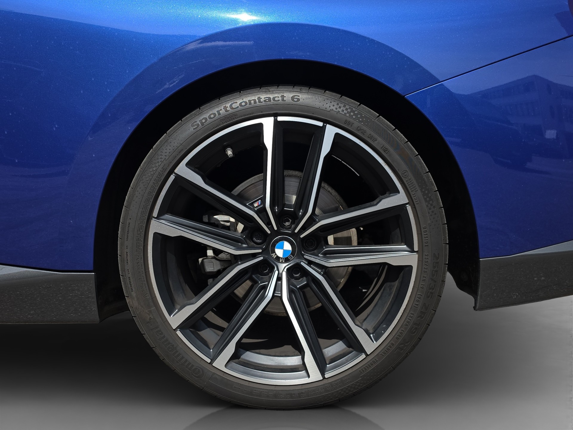 BMW 220i M Sport-image-11