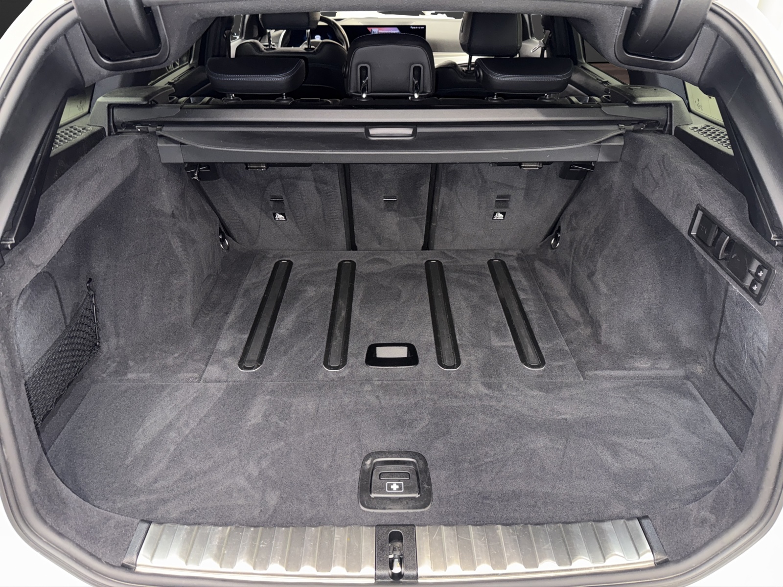 BMW 318d Touring M SPORT-image-22