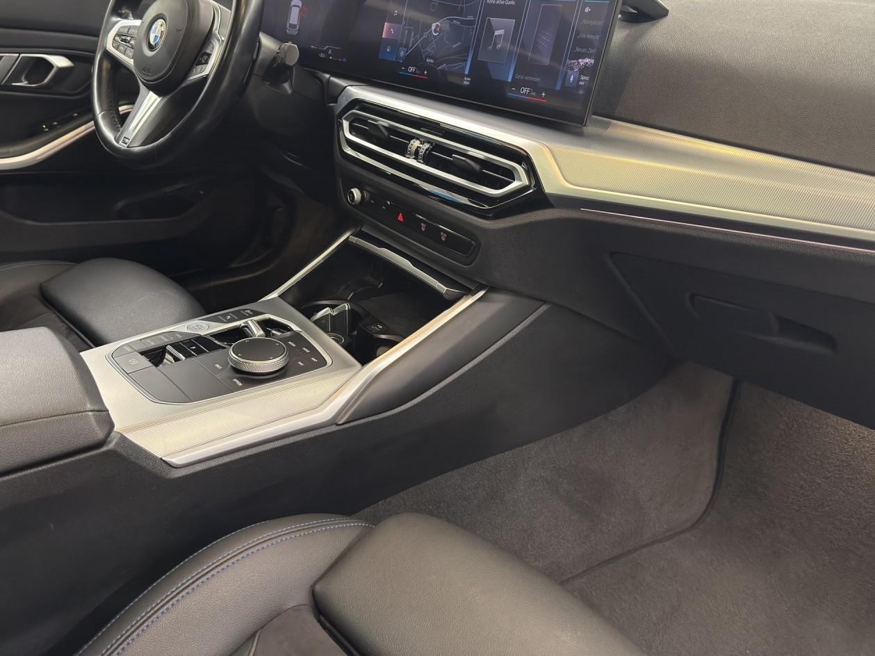 BMW 318d Touring M SPORT-image-17