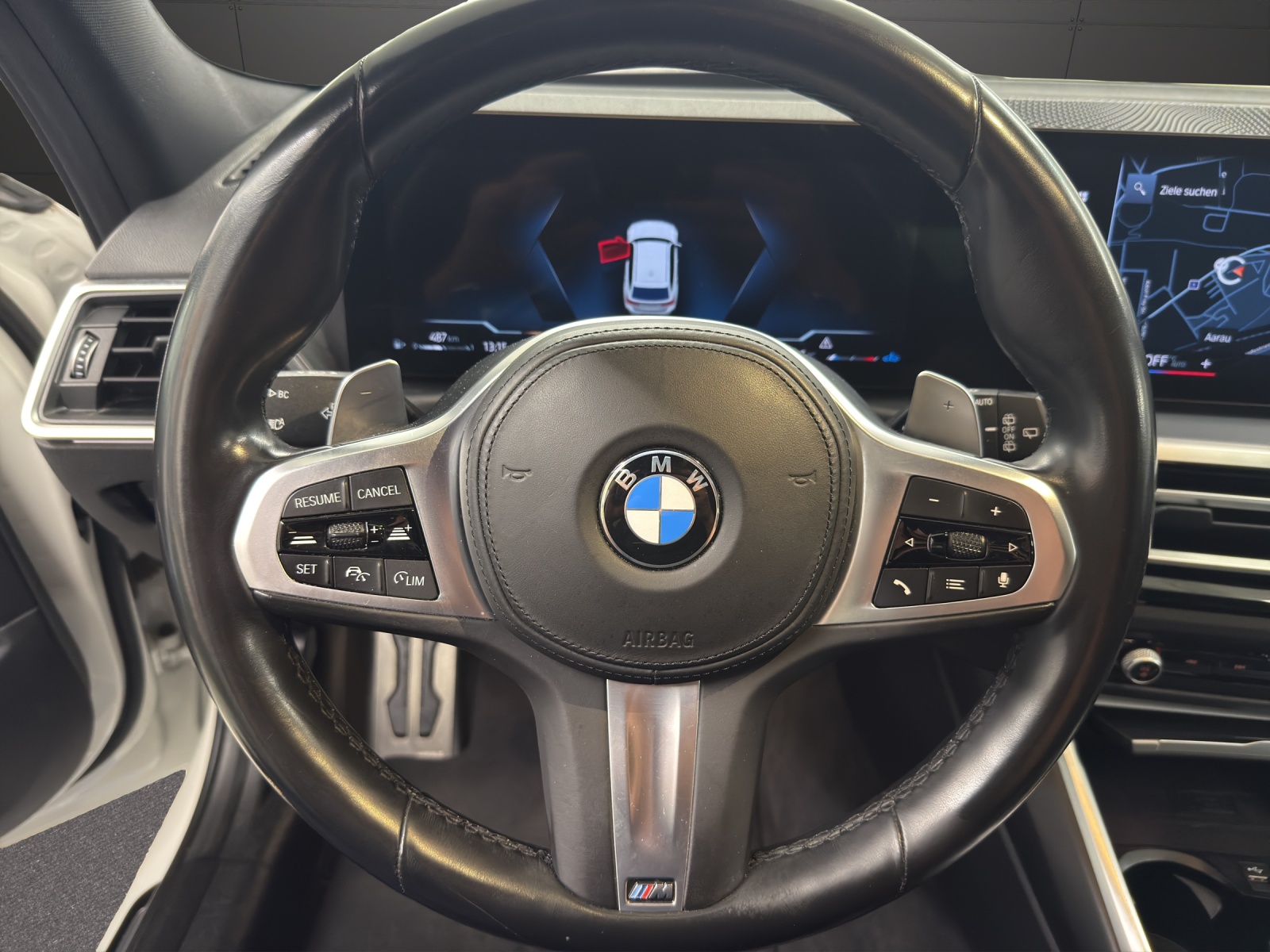 BMW 318d Touring M SPORT-image-12