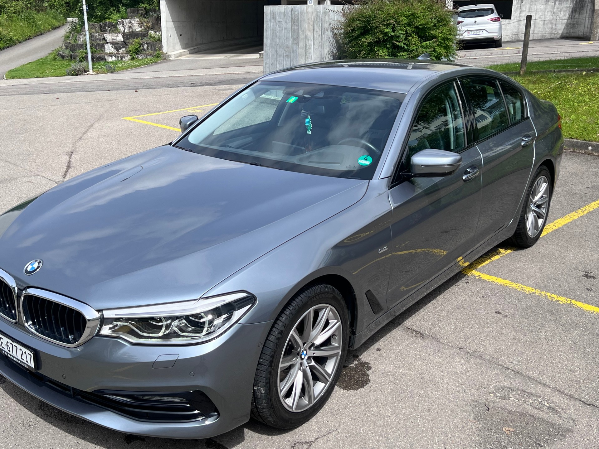 BMW 520d xDrive sportline-image-1