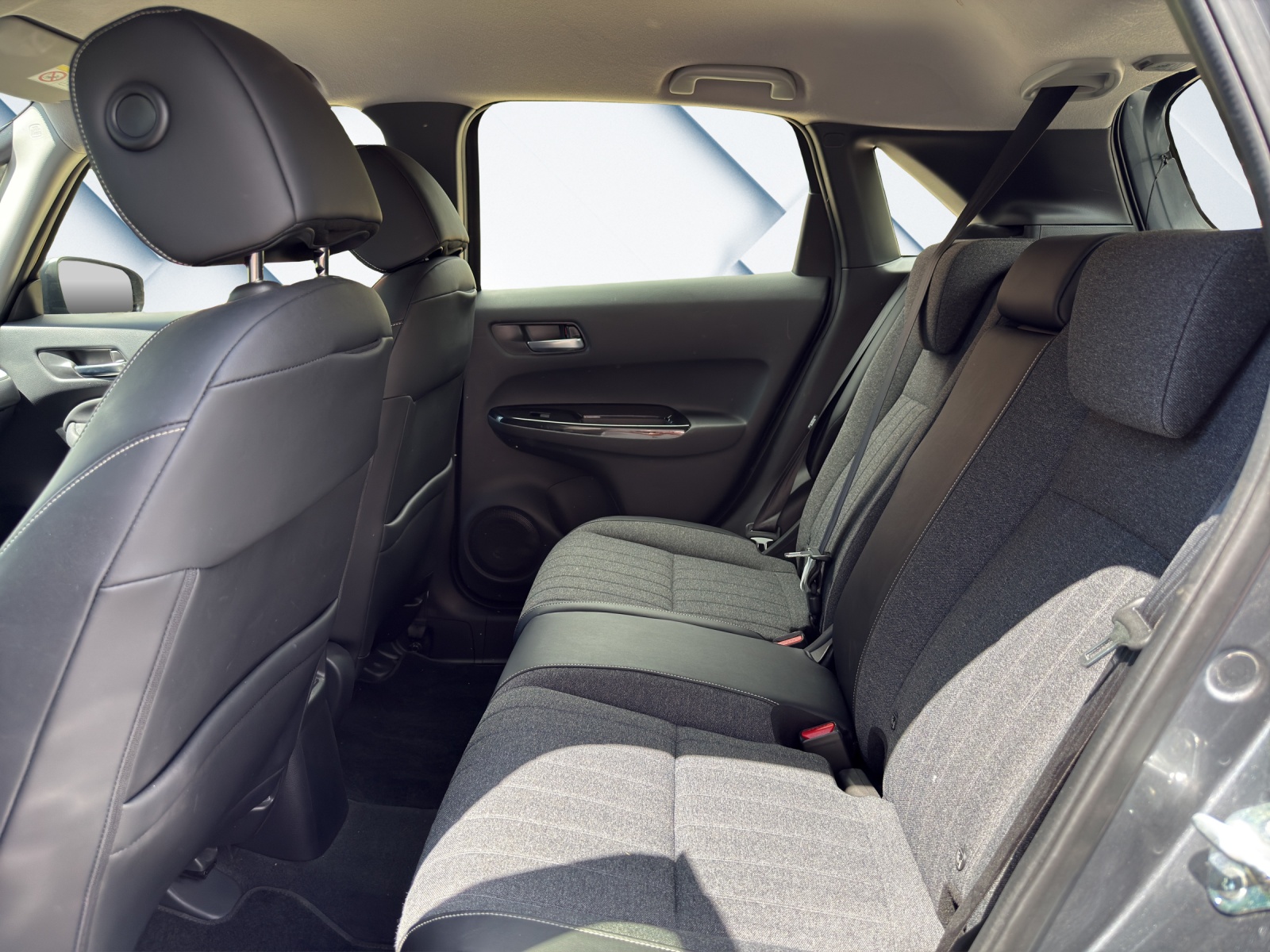 HONDA Jazz 1.5 i-MMD Elegance-image-9