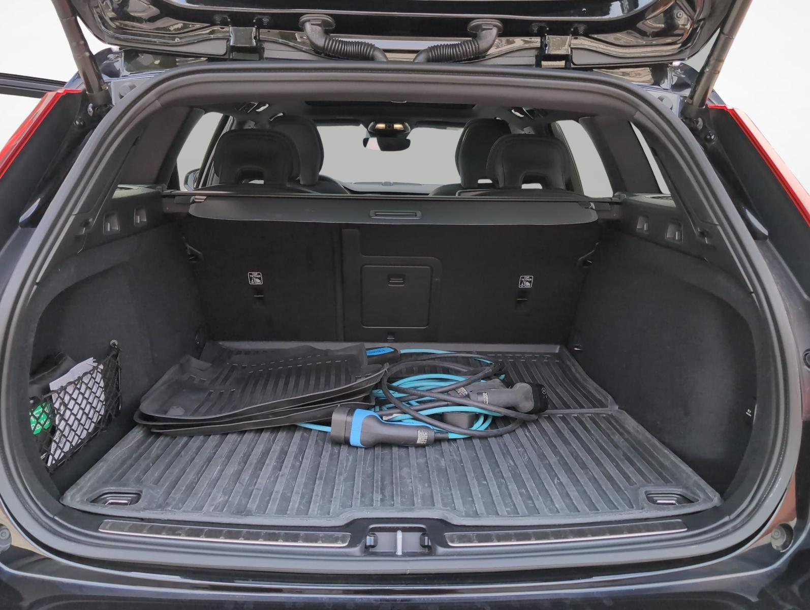 VOLVO V60 2.0 T8 TE Ultra Bright eAWD-image-12