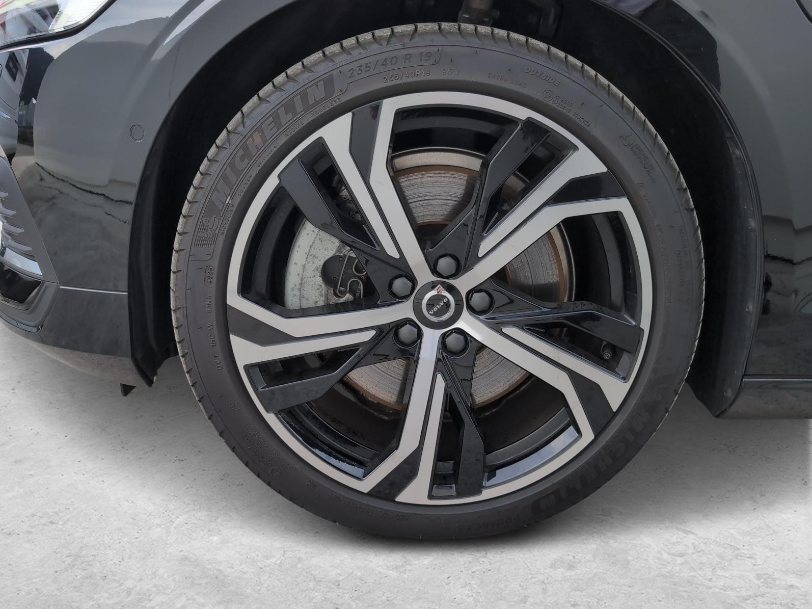 VOLVO V60 2.0 T8 TE Ultra Bright eAWD-image-15