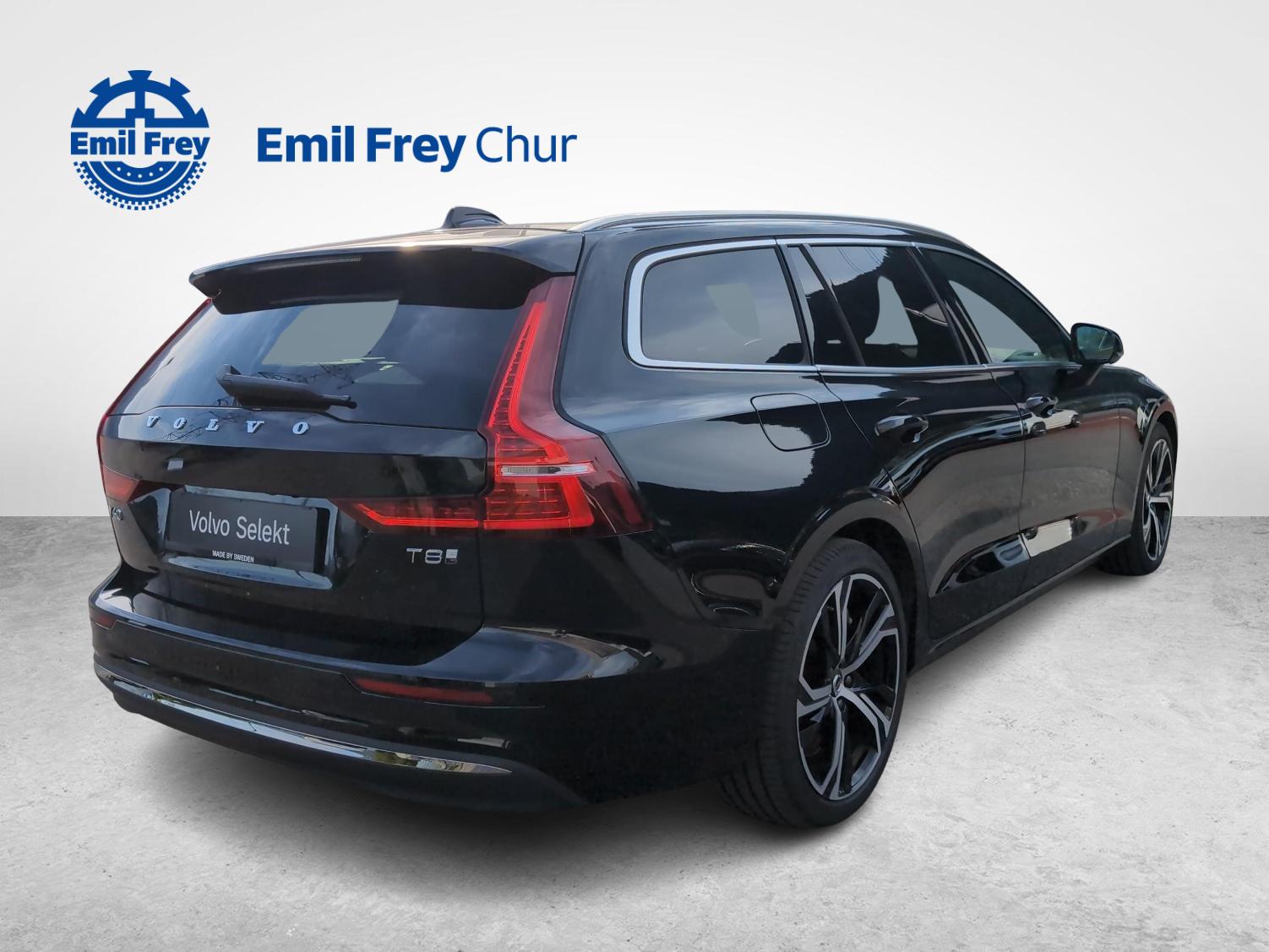 VOLVO V60 2.0 T8 TE Ultra Bright eAWD-image-4