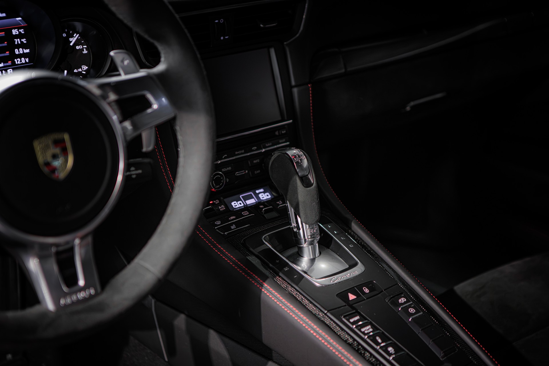 PORSCHE 911 Carrera 4 GTS PDK-image-15