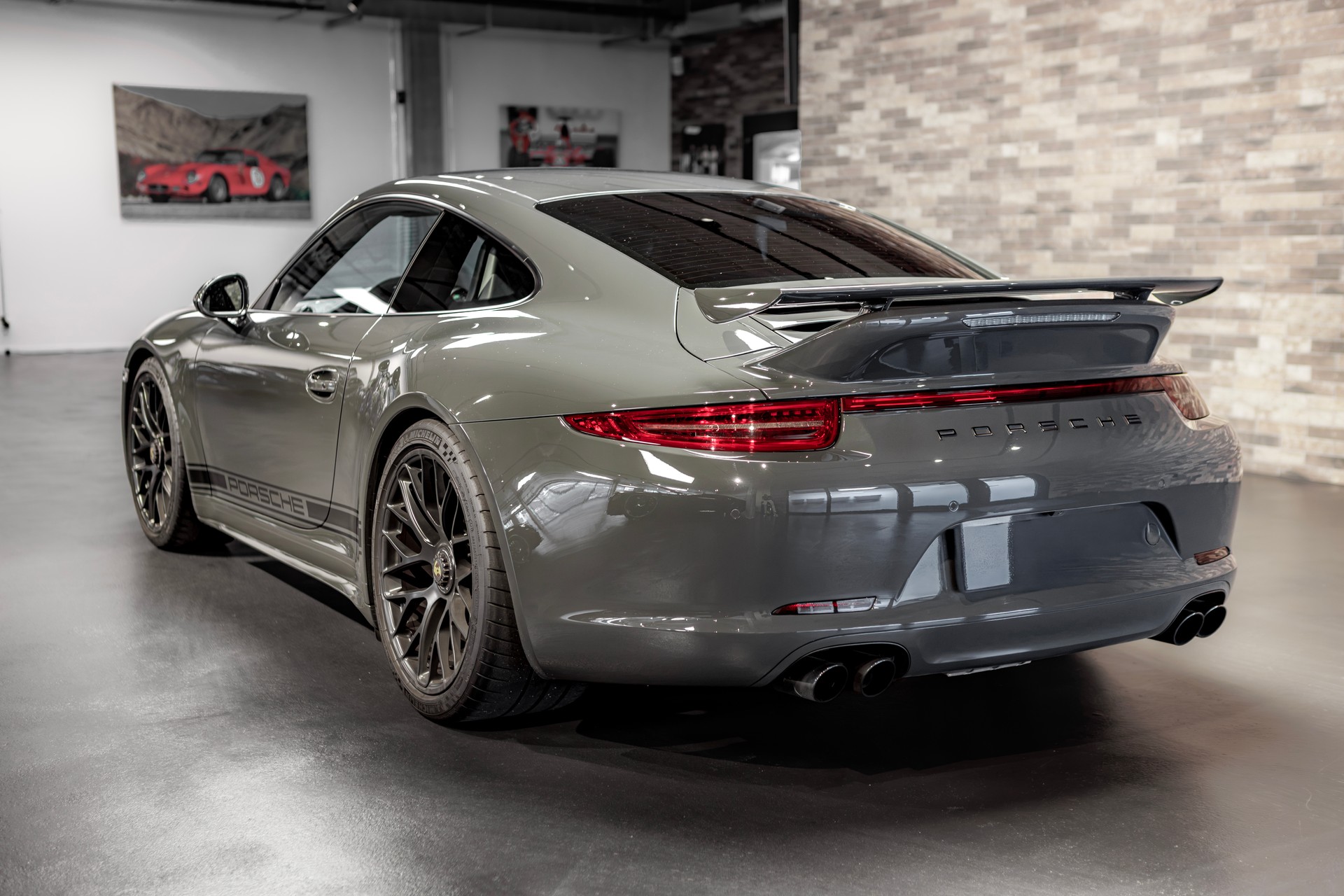 PORSCHE 911 Carrera 4 GTS PDK-image-3