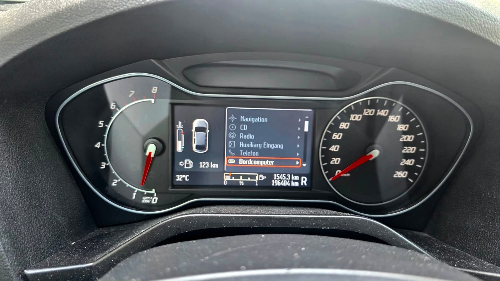 FORD S-Max 2.0 SCTi TitaniumS PowerShift-image-12