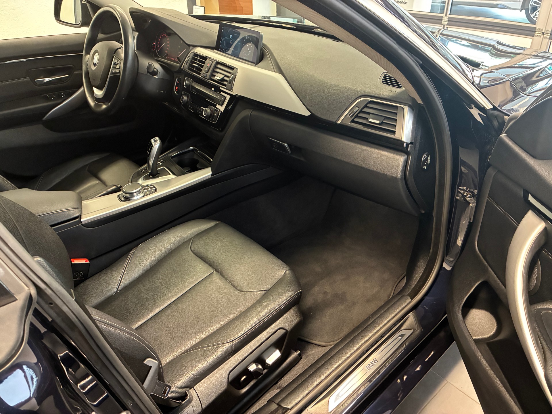 BMW 430i xDrive Gran Coupé-image-10