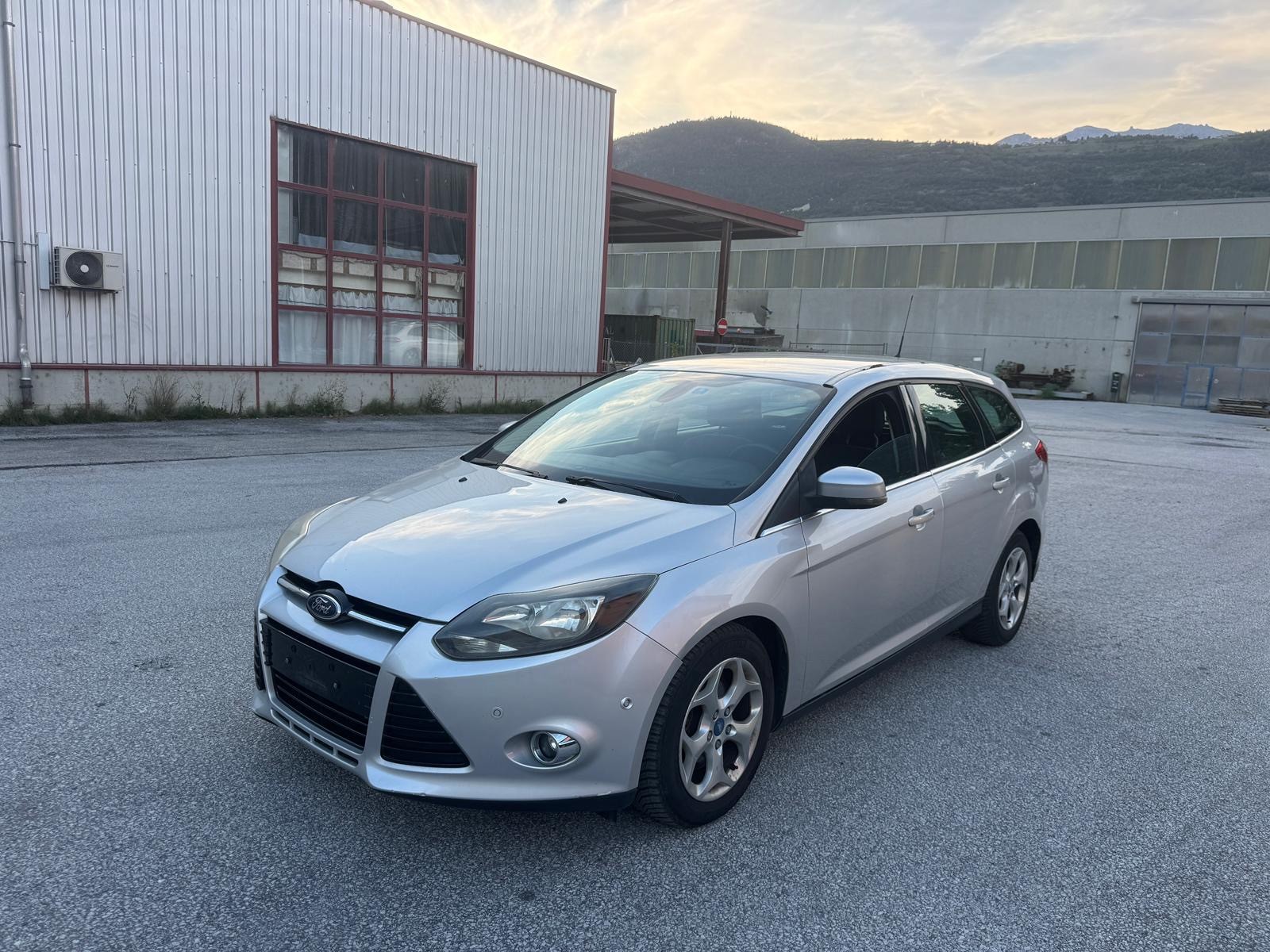 FORD Focus 2.0 TDCi Titanium PowerShift-image-0
