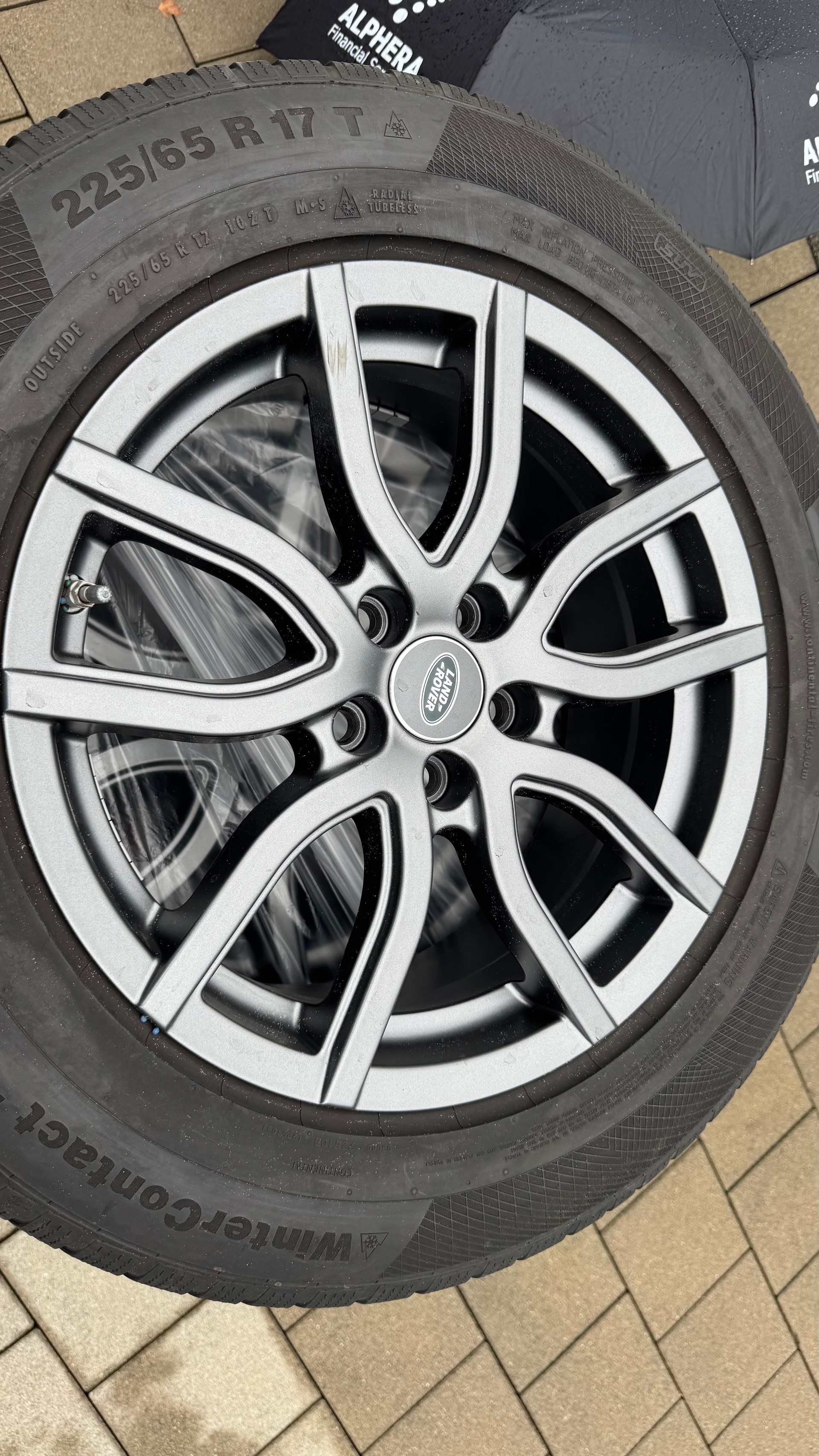 LAND ROVER Discovery Sport 2.0 TD4 HSE Luxury AT9-image-15