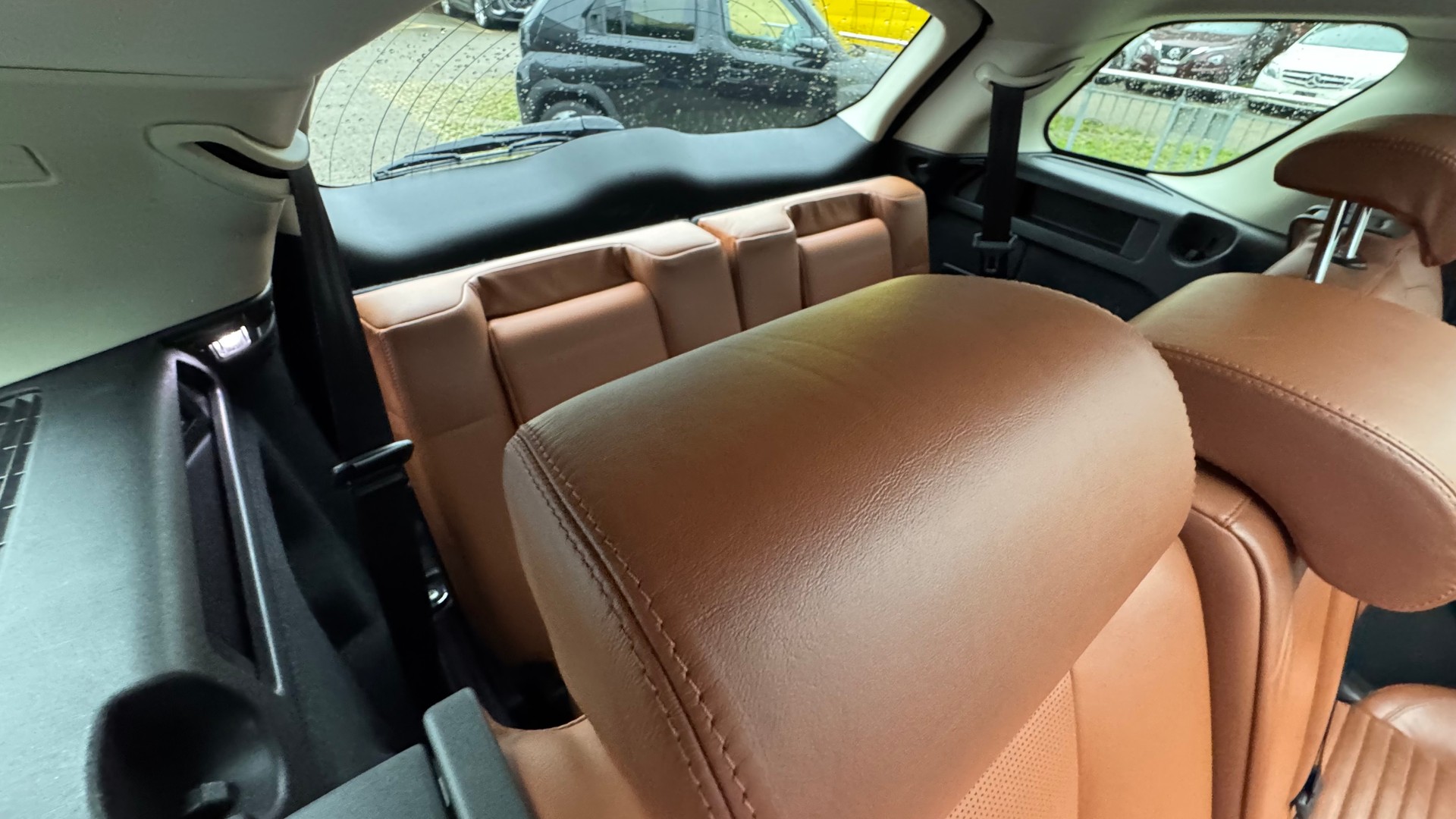 LAND ROVER Discovery Sport 2.0 TD4 HSE Luxury AT9-image-11