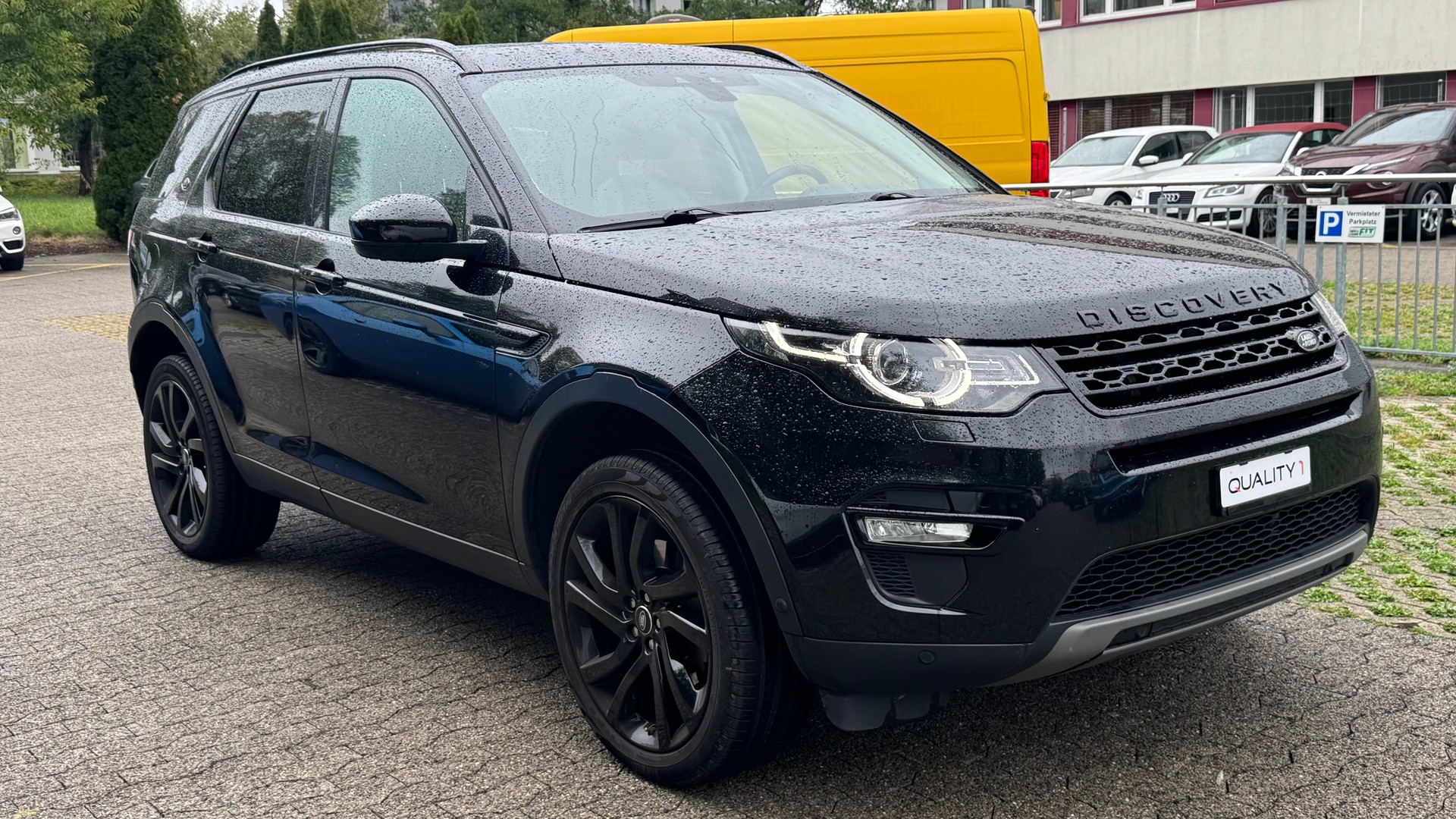 LAND ROVER Discovery Sport 2.0 TD4 HSE Luxury AT9-image-2