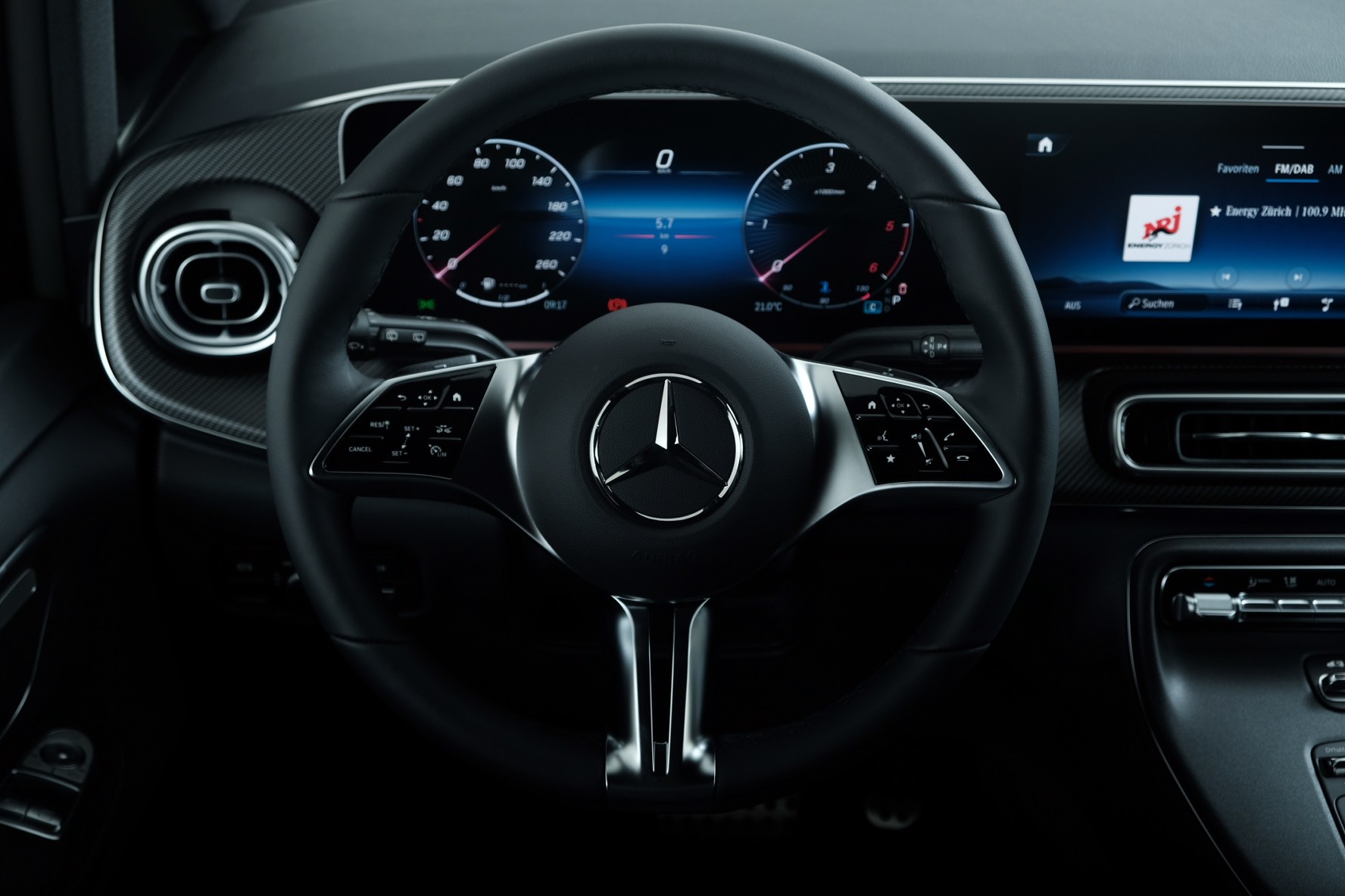 MERCEDES-BENZ V 250 d Avantgarde extra lang V447-image-7
