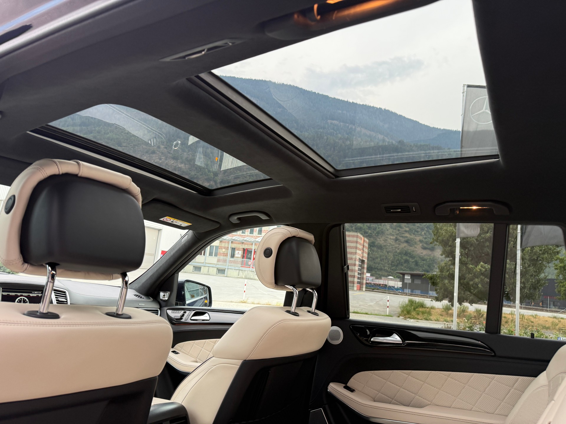 MERCEDES-BENZ GL 500 4Matic 7G-Tronic-image-5
