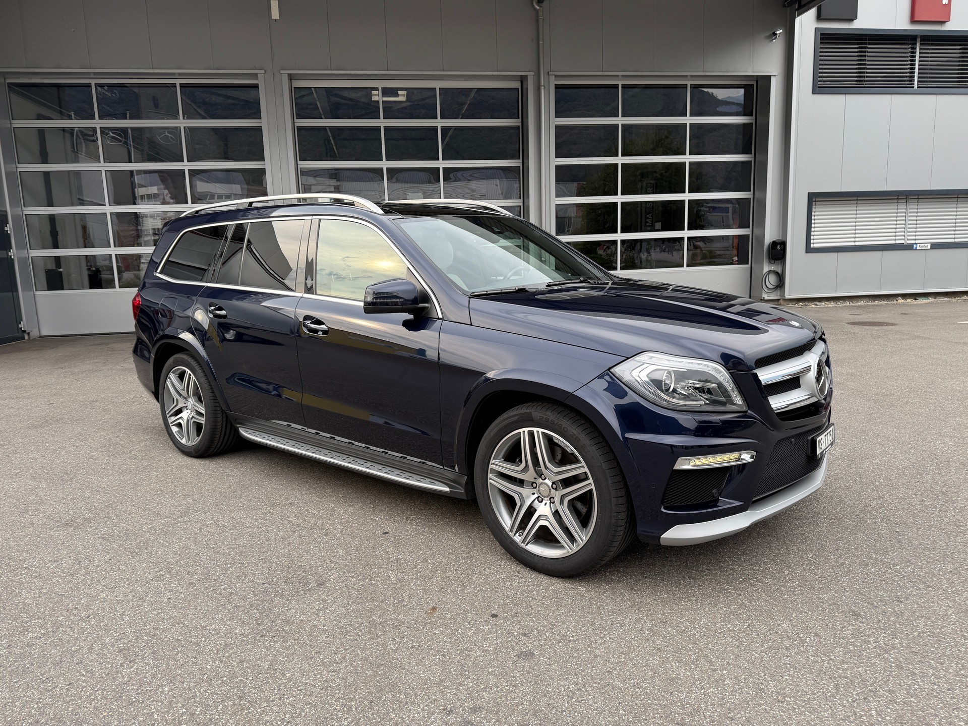 MERCEDES-BENZ GL 500 4Matic 7G-Tronic-image-18