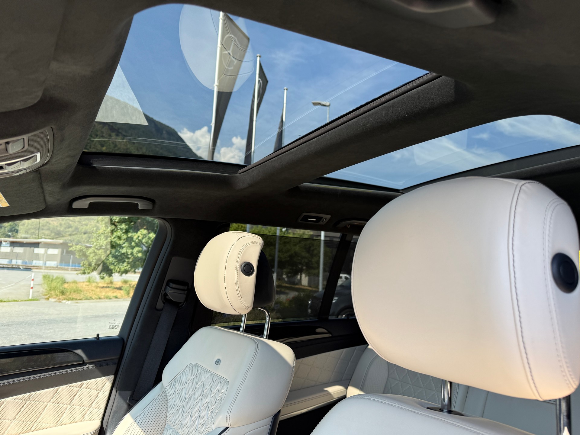 MERCEDES-BENZ GL 500 4Matic 7G-Tronic-image-15
