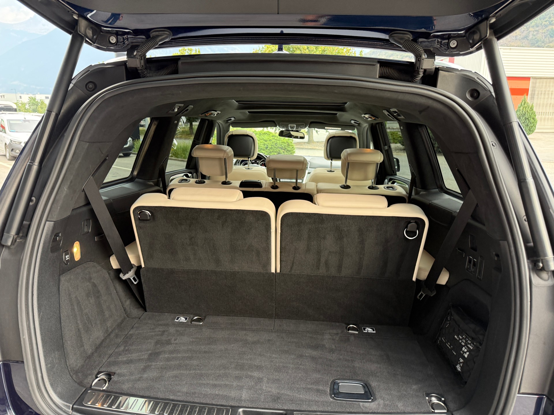 MERCEDES-BENZ GL 500 4Matic 7G-Tronic-image-6