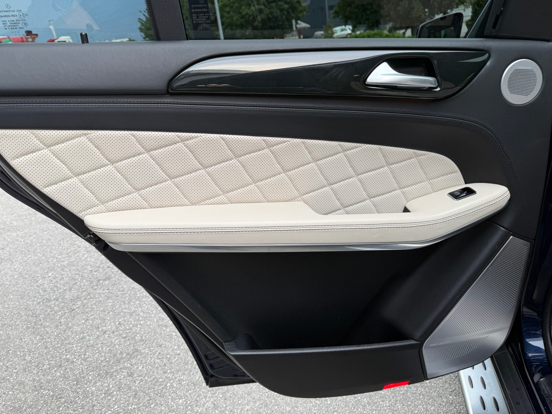 MERCEDES-BENZ GL 500 4Matic 7G-Tronic-image-4
