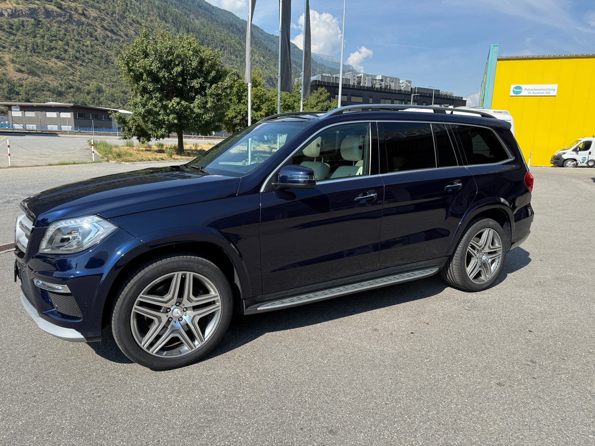 MERCEDES-BENZ GL 500 4Matic 7G-Tronic-image-24