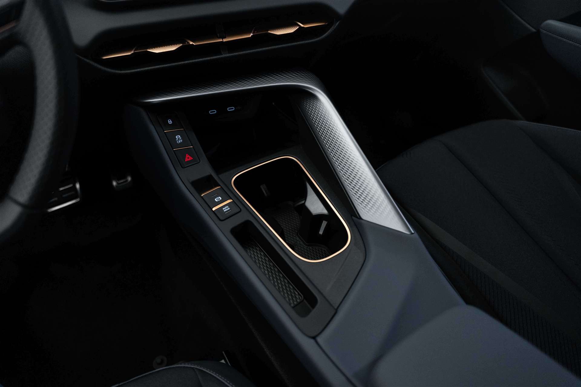 CUPRA CUPRA Terramar 1.5 eTSi DSG-Automat-image-27