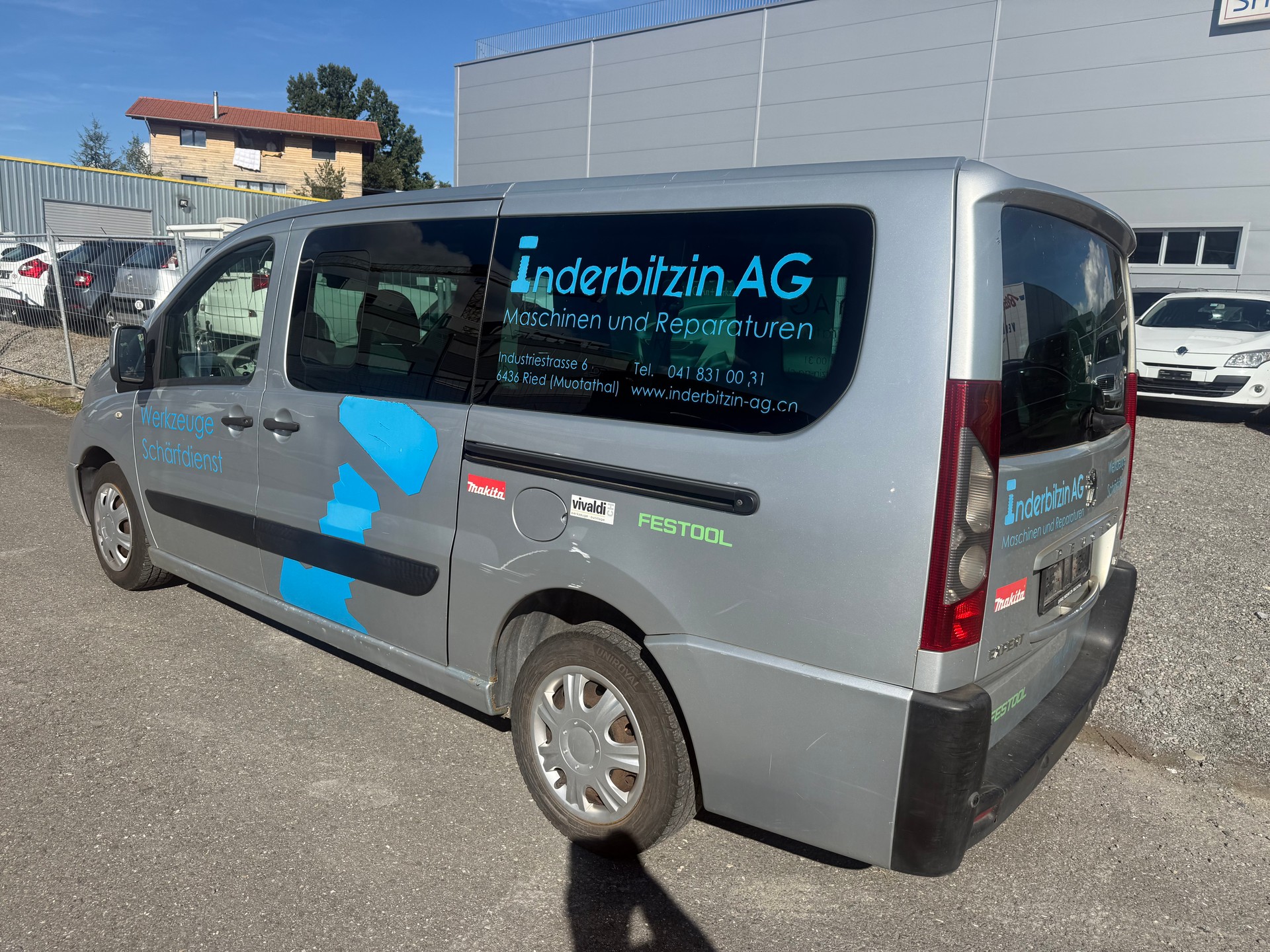 PEUGEOT Expert Tepee 2.0 HDi Confort L2-image-2