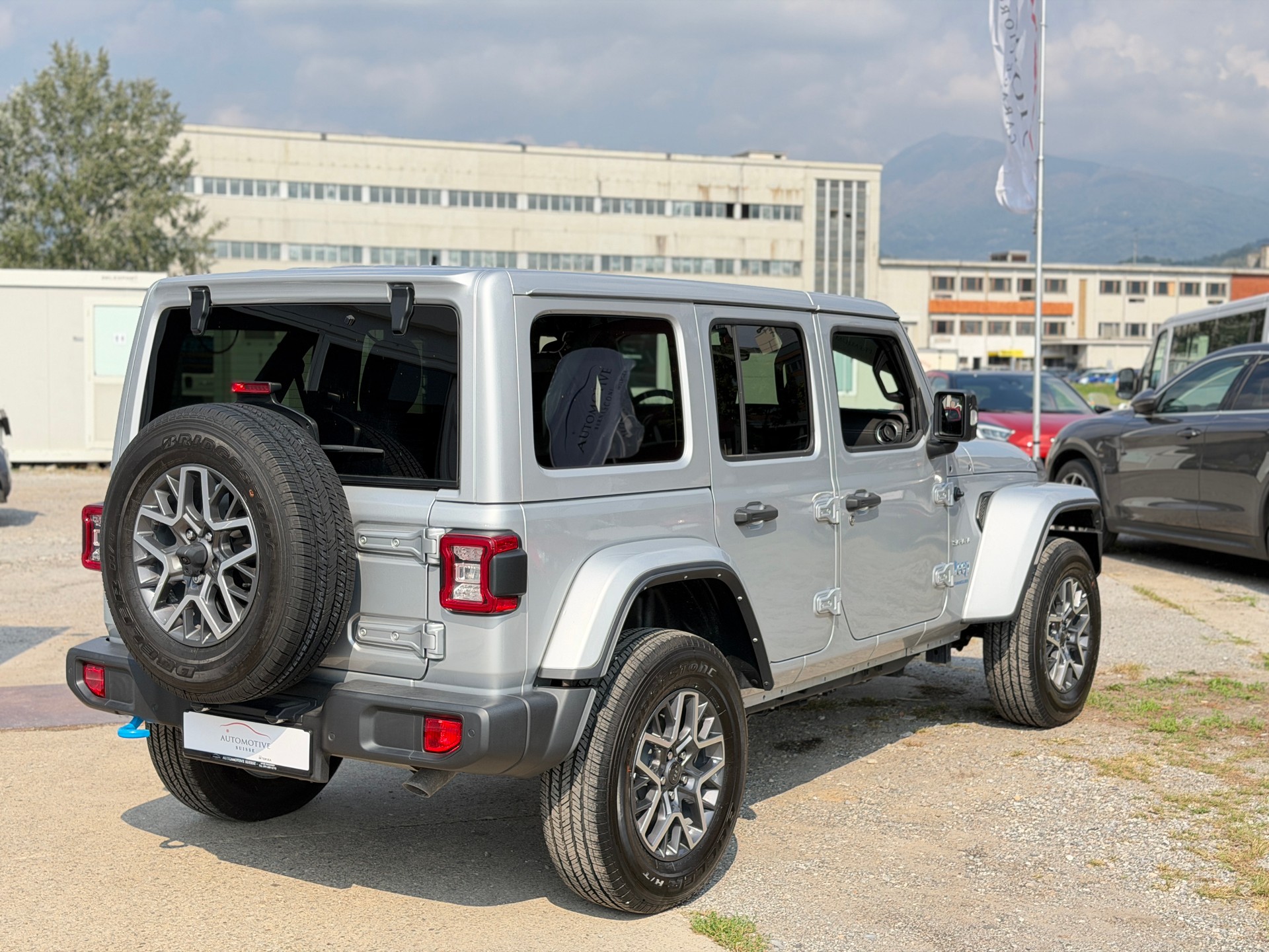 JEEP Wrangler 2.0 PHEV Unlimited Sahara DT Automatic-image-4
