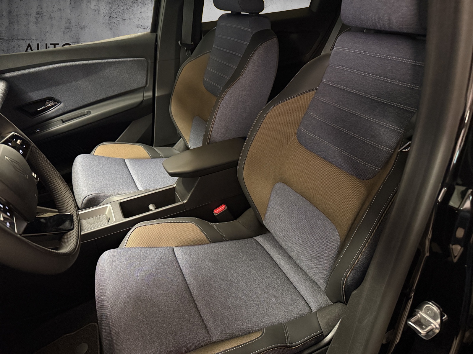 RENAULT R5 E-Tech Comfort Range 52 kWh Techno-image-14