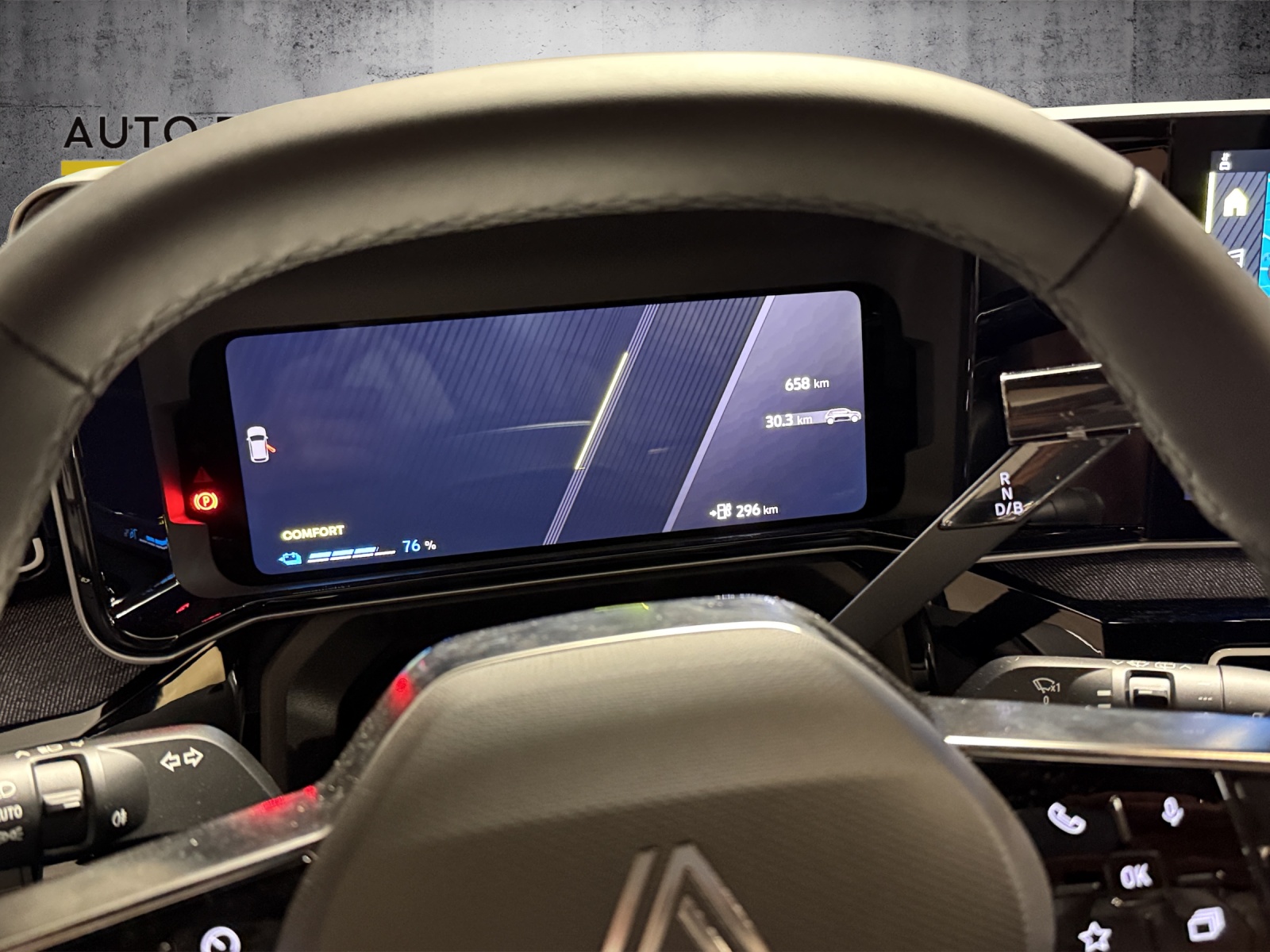 RENAULT R5 E-Tech Comfort Range 52 kWh Techno-image-10